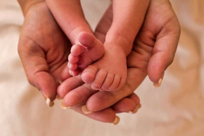 1247118406 featured image Baby feet