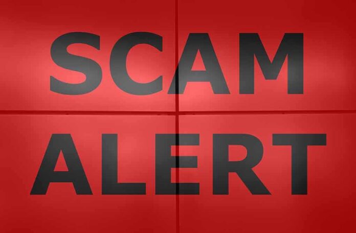 1421897513 featured image Scam alert sign