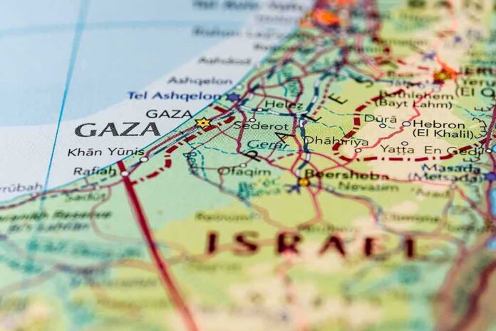 1534891646 featured image Israel and Gaza on the map