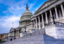 United States Capitol building with dome and columns